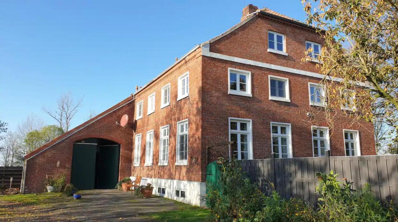 Grashaus Upleward Apartman Krummhörn Kültér fotó